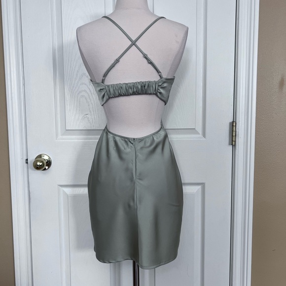 Princess Polly jemma mini dress sage - Picture 10 of 11